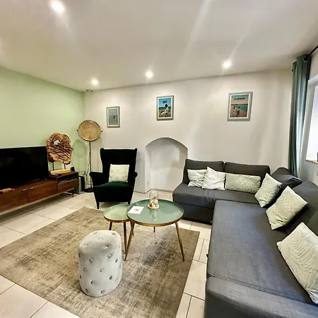 Halte Lutine - Maison Chaleureuse En Pierres *