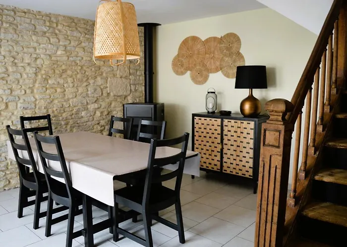 Halte Lutine - Maison Chaleureuse En Pierres Casa de Férias